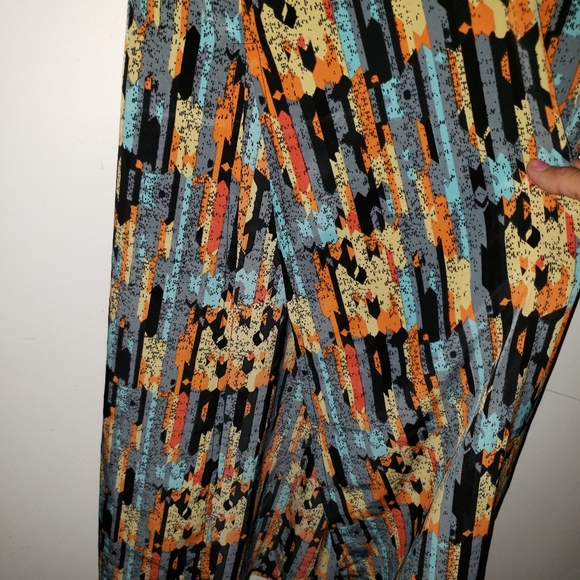 Multicolored Aztec Print - •LuLaRoe• | Joy Vest - Picture 6 of 8